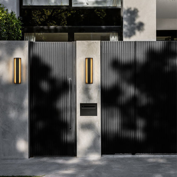 Bakator outdoor wall light, 18 inch