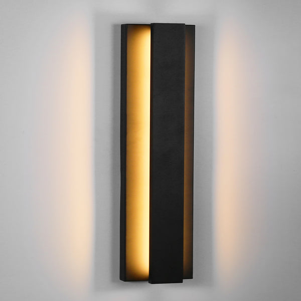 Bakator outdoor wall light, 18 inch