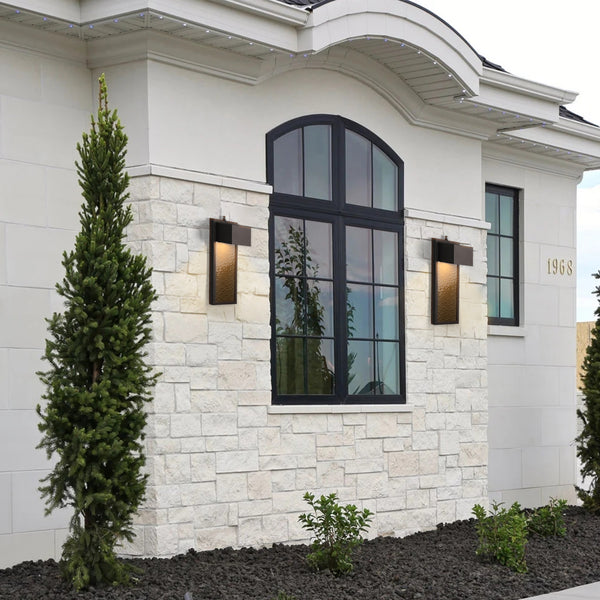 Marselan outdoor wall light, Black