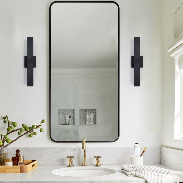 Piros outdoor wall light, 15 inch