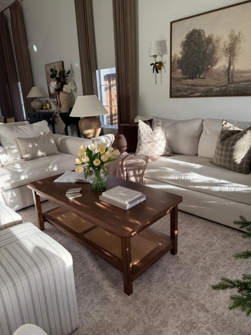 Altun Coffee Table Ugc Image 1