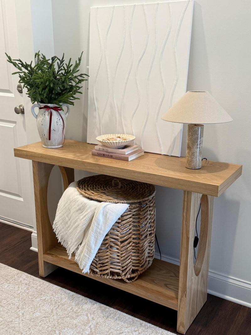 Aqitag Console Table Ugc Image 3