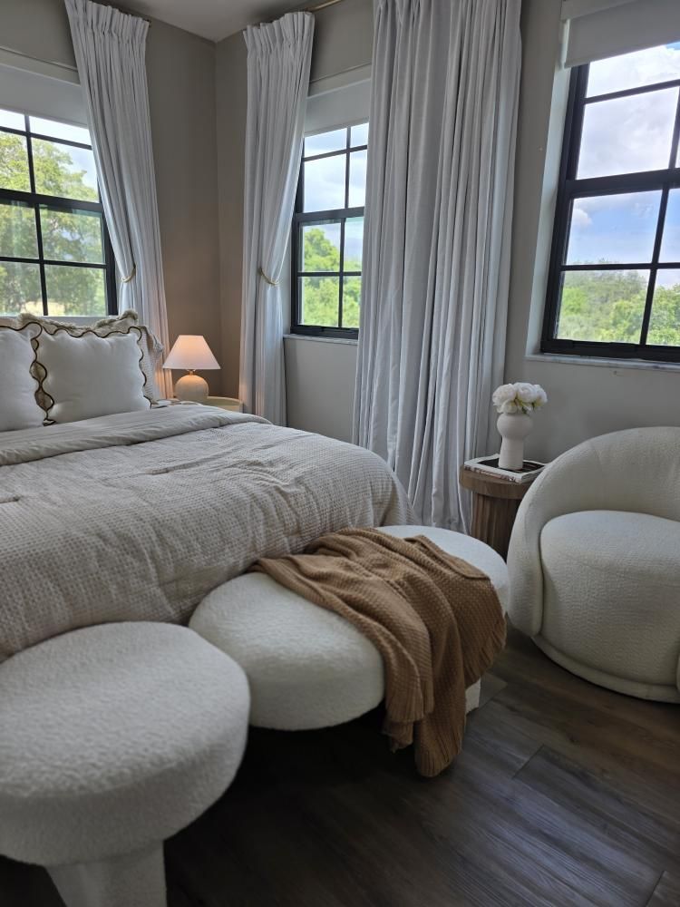 Astin Bench Ugc Image 2