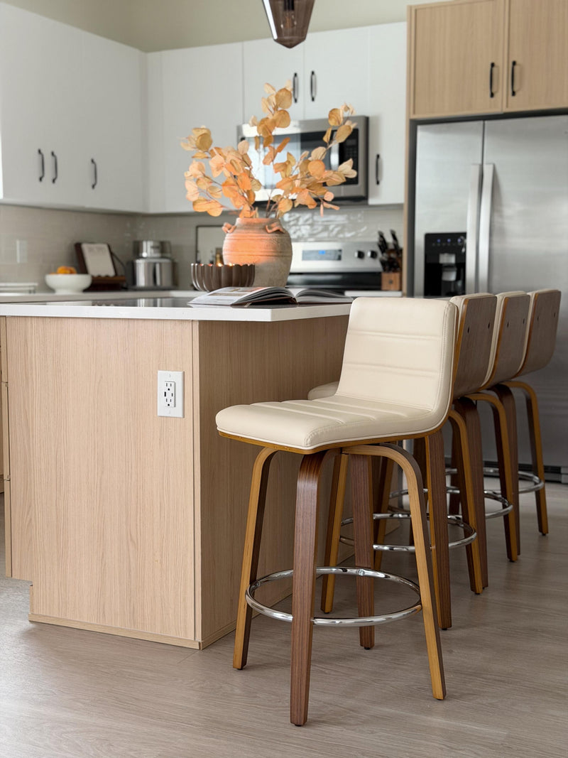 Calitor Bar Stool Ugc Image 1
