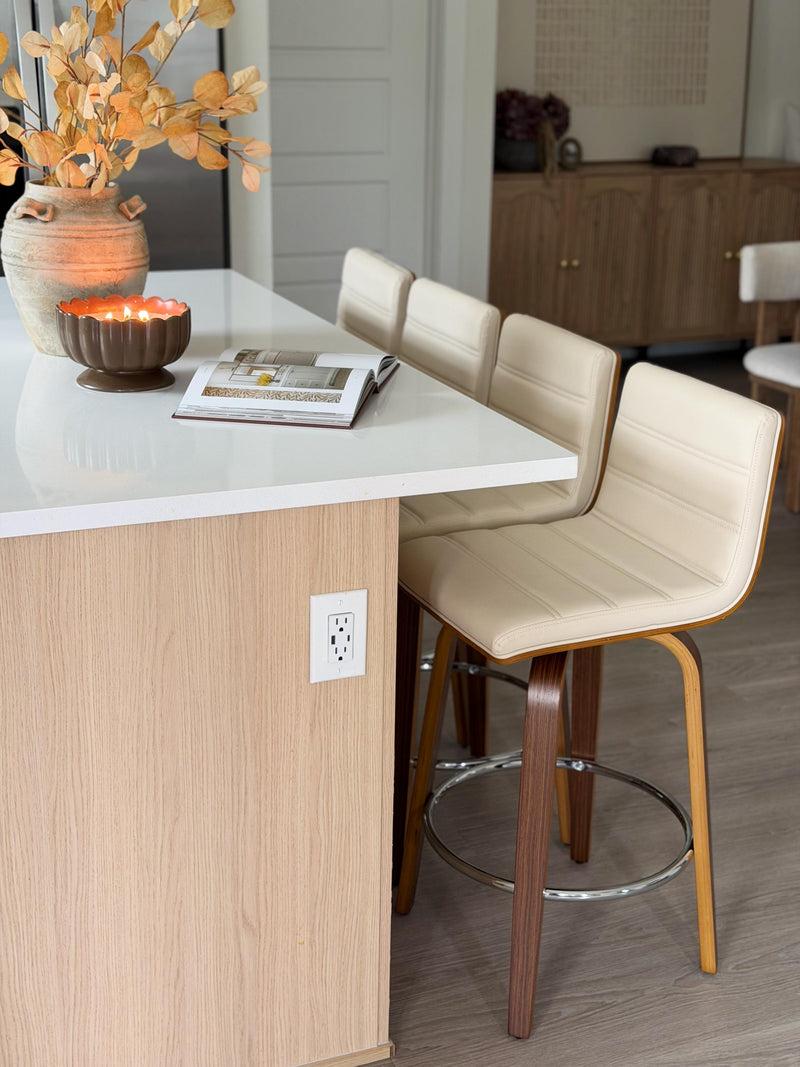 Calitor Bar Stool Ugc Image 2