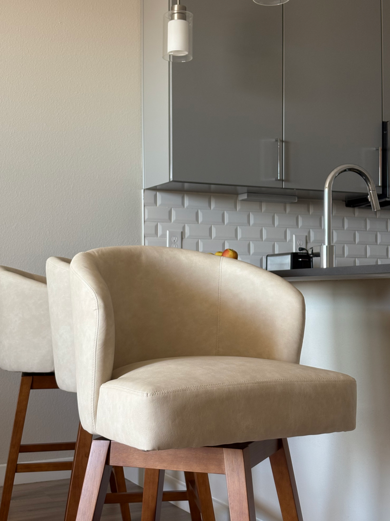 Chatus Counter Stool Ugc Image 5