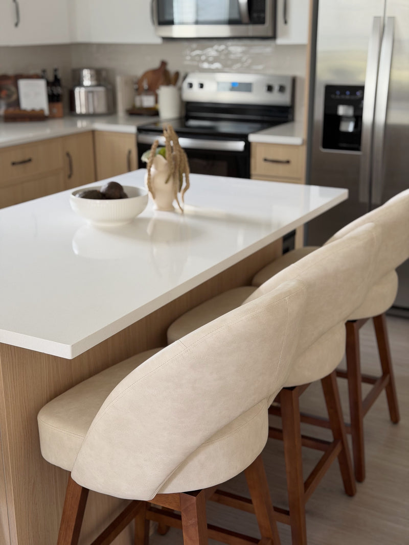 Chatusii Counter Stool Ugc Image 1