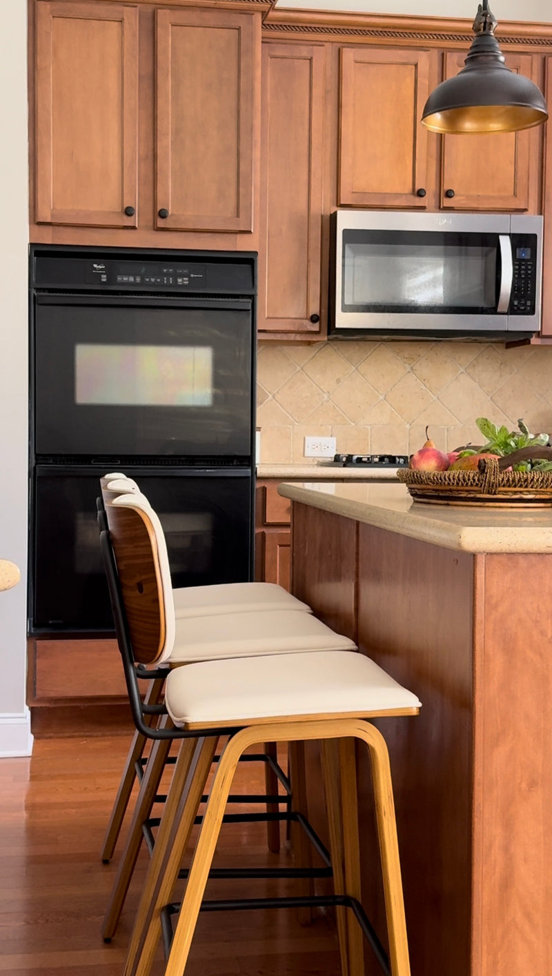 Dorsa II Counter Stool Ugc Image 1