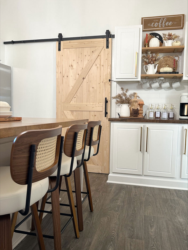 Moravia Bar Stool Ugc Image 2